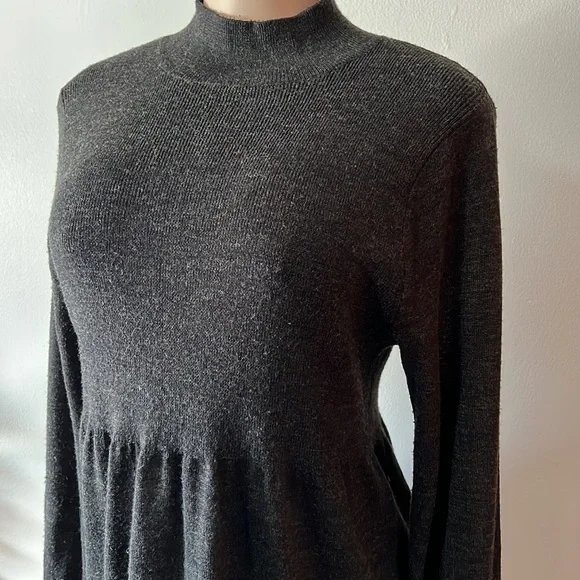 3/$20 Vintage BB Dakota Dark Gray Fit & Flare Mock Turtleneck Sweater Size 1/S - Picture 2 of 5